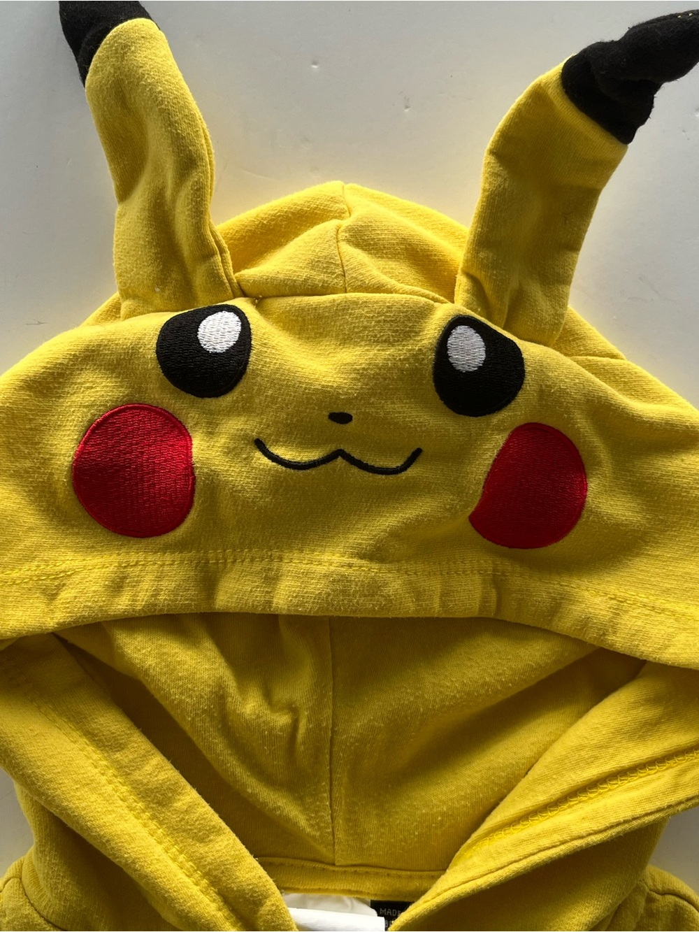 Boys Pokémon Pikachu Official Merchandise Full-zip hoodie-Size S-Yellow